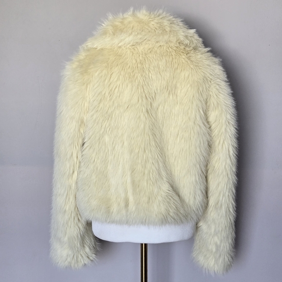 NWT Faux-Fur Collared Short Jacket Butter Yellow Teddy Cropped Luxury Small - Picture 6 of 15